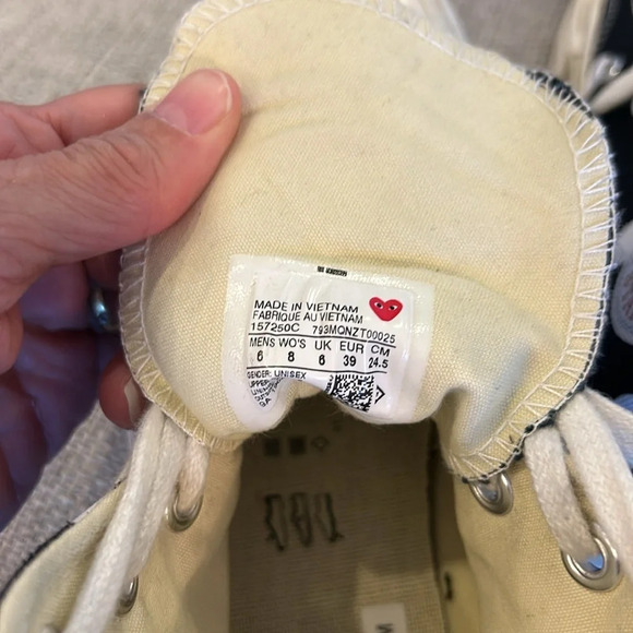 Comme Des Garçons Play x Converse Chuck 70  Hi top Sneakers - Picture 11 of 12